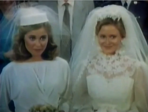 File:Brides Marcia and Jan.png